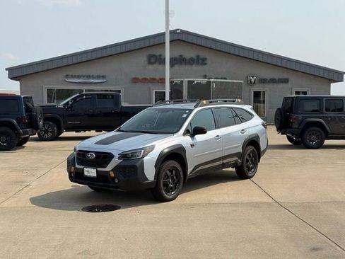 Used 2024 Subaru Outback Wilderness w/ Wilderness Package image 3