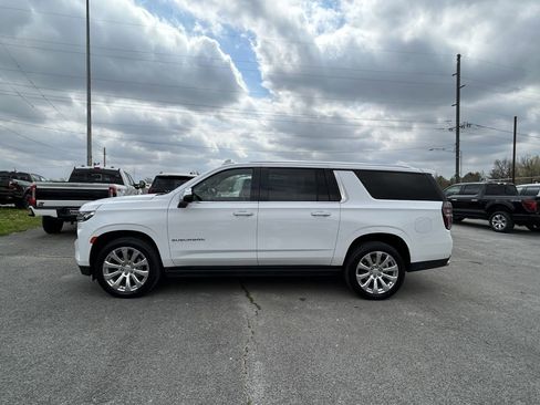 Used 2023 Chevrolet Suburban Premier w/ LPO, Illumination Package image 4