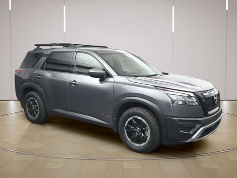 Certified 2025 Nissan Pathfinder Rock Creek AWD/4WD image 1