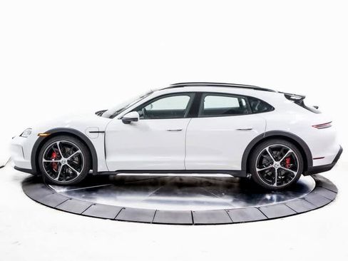 Certified 2025 Porsche Taycan 4S image 2