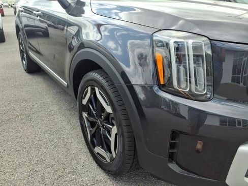 Used 2025 Kia Telluride S image 20