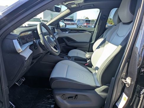 New 2026 Volkswagen Tiguan SE R-Line image 21