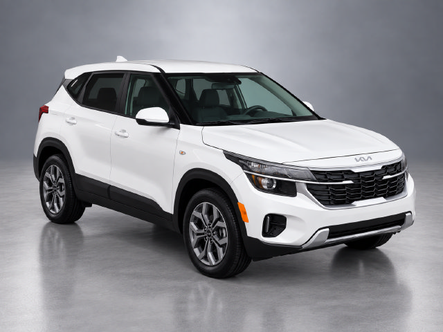 Used 2026 Kia Seltos LX FWD image 4