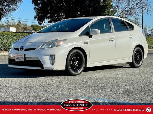 Used 2014 Toyota Prius Prime Advanced FWD image 27