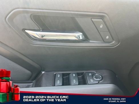 New 2026 GMC Canyon Elevation w/ Convenience Package image 16