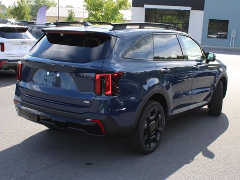 New 2026 Kia Sorento SX Prestige w/ Olive Brown Leather Package image 10