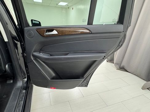 Used 2018 Mercedes-Benz GLS 450 4MATIC image 17