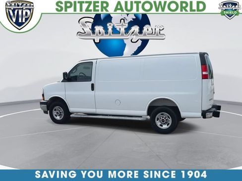 Used 2025 GMC Savana 2500 w/ Driver Convenience Package RWD image 7