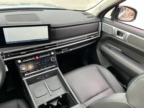 Used 2024 Hyundai Santa Fe XRT AWD/4WD image 11