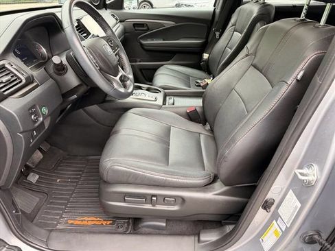 Used 2022 Honda Pilot TrailSport image 14