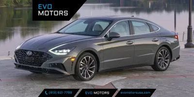 Used 2021 Hyundai Sonata SE w/ Preferred Accessory Package FWD image 1