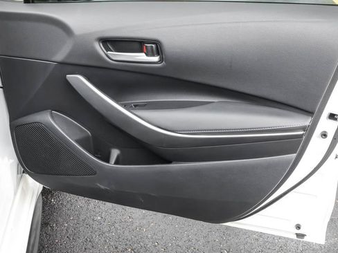 Used 2022 Toyota Corolla SE image 37