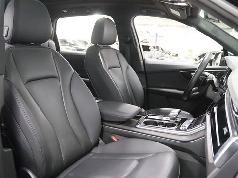 Used 2020 Audi Q7 3.0T Prestige w/ Prestige Package image 15