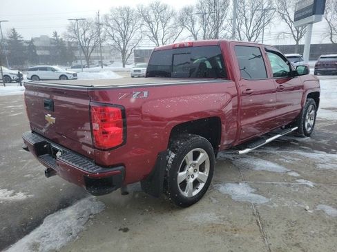 Used 2018 Chevrolet Silverado 1500 LT w/ All Star Edition image 8