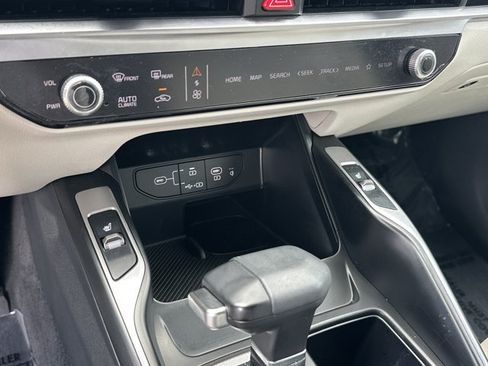 Used 2025 Kia Sorento S w/ Panoramic Sunroof Package FWD image 37