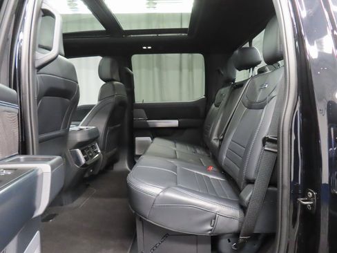 Used 2025 Ford F250 Platinum image 12