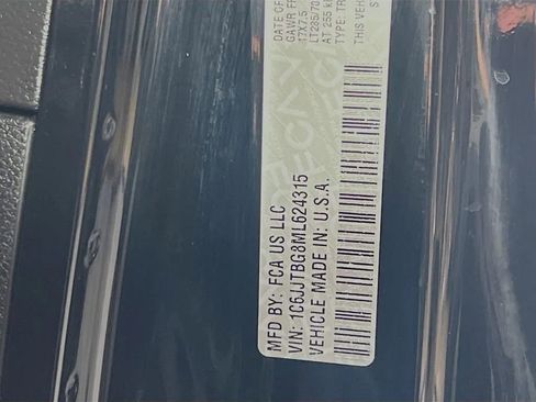 Used 2021 Jeep Gladiator Rubicon w/ Trailer Tow Package image 30