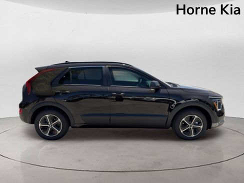 New 2026 Kia Niro LX FWD image 3