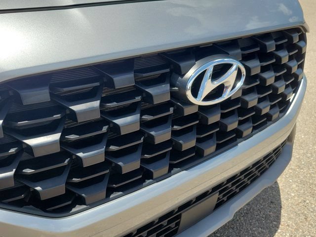 Used 2023 Hyundai Santa Fe SEL FWD image 14