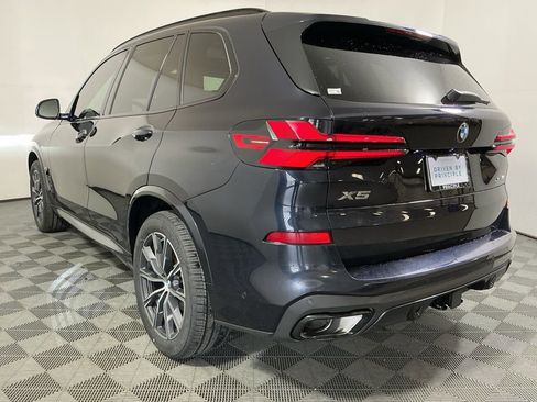 New 2026 BMW X5 xDrive40i w/ M Sport Package image 8