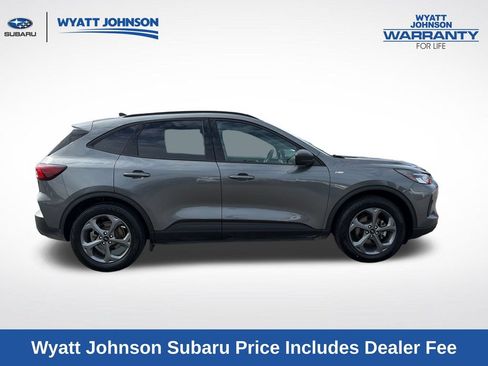 Used 2025 Ford Escape ST-Line FWD image 11
