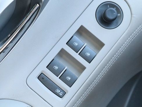 Used 2010 Buick LaCrosse CX FWD image 23