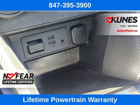 Used 2019 Toyota Yaris LE image 43