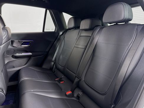 Certified 2026 Mercedes-Benz GLC 300 image 8