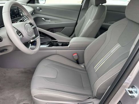 New 2026 Hyundai Elantra SEL Sport Premium FWD image 20