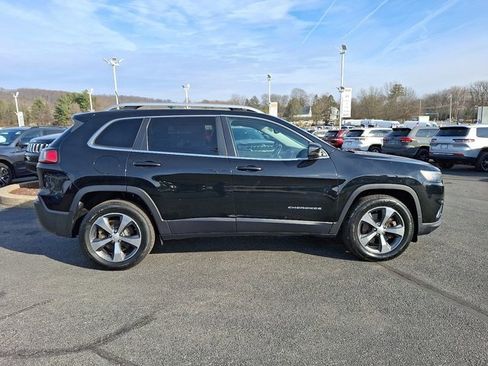 Certified 2019 Jeep Cherokee Limited image 8