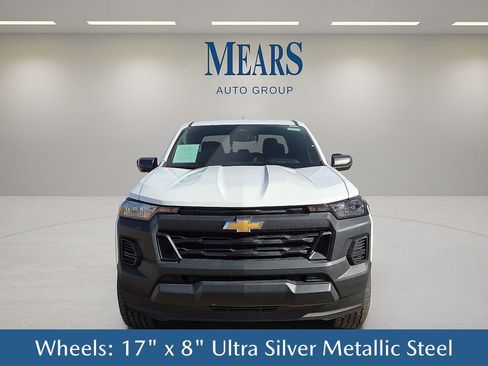 Used 2025 Chevrolet Colorado W/T w/ WT Convenience Package II image 9