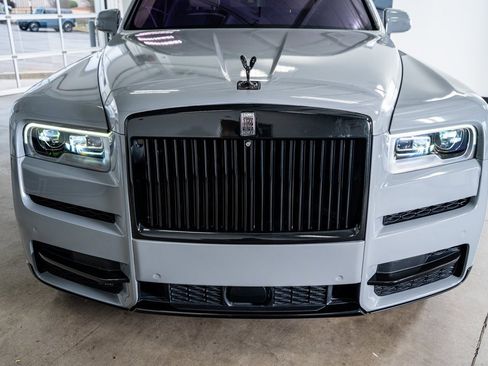 Used 2019 Rolls-Royce Cullinan image 16