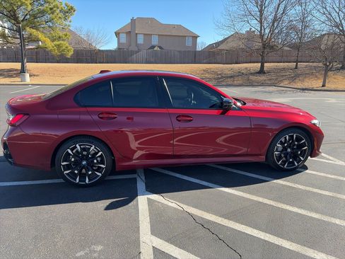 Used 2025 BMW 330i xDrive Sedan w/ M Sport Package image 7