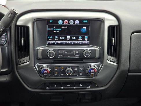 Used 2017 Chevrolet Silverado 1500 LT w/ All Star Edition AWD/4WD image 18
