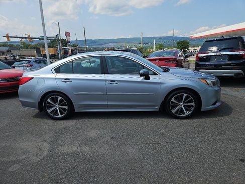 Used 2015 Subaru Legacy 2.5i Limited AWD/4WD image 2
