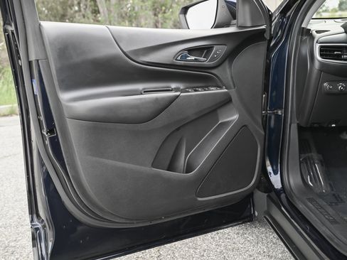 Used 2020 Chevrolet Equinox LT image 20