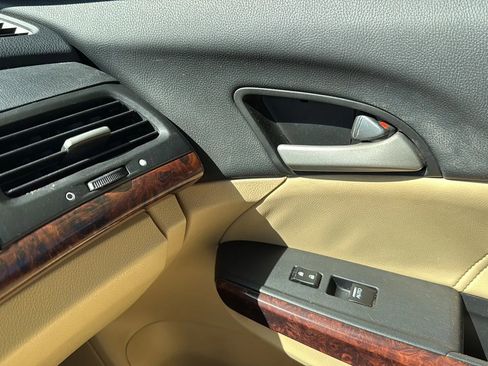 Used 2010 Honda Crosstour EX-L image 34