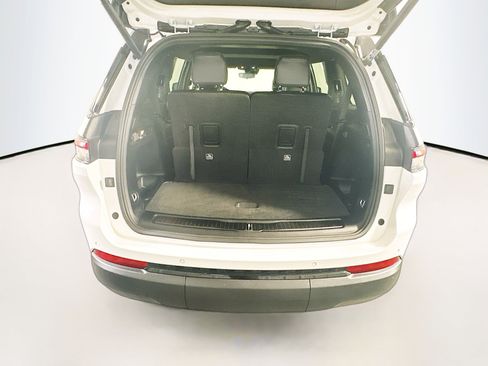 Used 2022 Jeep Grand Cherokee L Laredo image 32