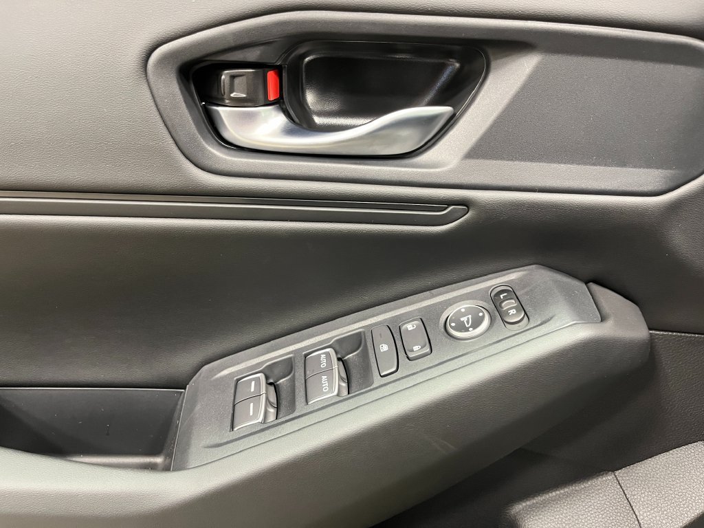 Used 2025 Honda Accord SE image 17