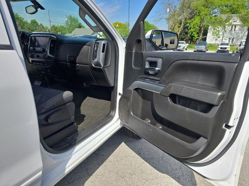 Used 2017 Chevrolet Silverado 1500 LT w/ All Star Edition AWD/4WD image 39