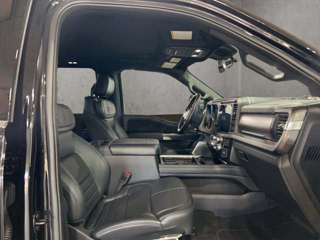 Used 2026 Ford F450 Platinum w/ FX4 Off-Road Package AWD/4WD image 8