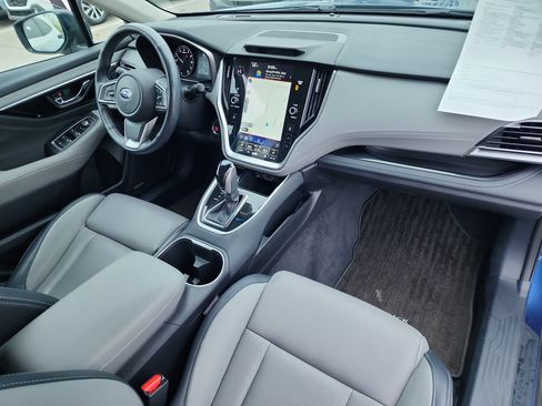 Used 2021 Subaru Outback Limited image 17