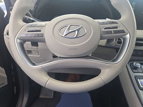 Used 2024 Hyundai Palisade Limited AWD/4WD image 11