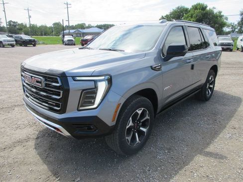 New 2026 GMC Yukon AT4 w/ AT4 Premium Plus Package AWD/4WD image 9