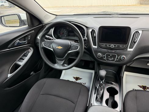 Used 2021 Chevrolet Malibu LS w/ Driver Confidence Package II image 25