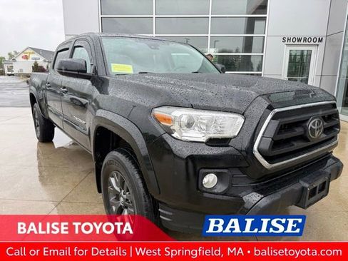 Used 2021 Toyota Tacoma SR5 AWD/4WD image 1
