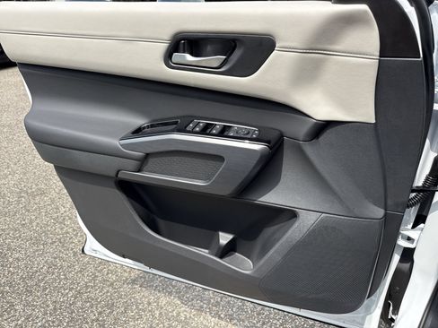 New 2026 Nissan Pathfinder SL w/ Cargo Package FWD image 13
