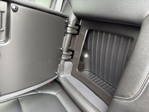 Used 2019 GMC Sierra 1500 SLT w/ SLT Premium Plus Package image 37