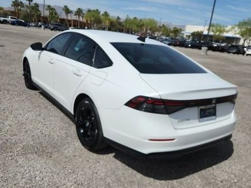 Certified 2025 Honda Accord SE image 8