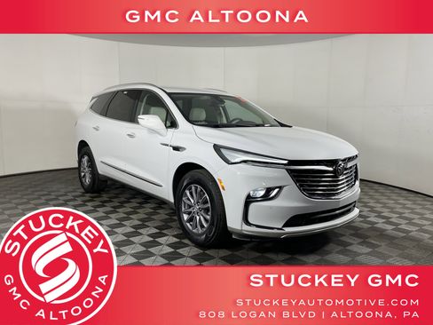 Used 2024 Buick Enclave Essence w/ Trailering Package, 5000 lbs. image 1